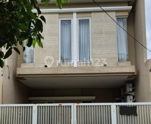 Cheap! For Sale! 2-Story House in Pondok Tjandra Indah Cluster, Blimbing 1