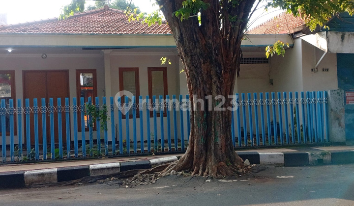 Wr Supratman Pusat Kota Tuban 1