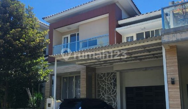 Rumah Cantik Bergaya Minimalist Modern di Sektor 7-Bintaro.