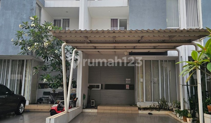 Rumah 2 lantai Discovery Aluvia - Bintaro, Tangerang Selatan. Rumah 2 lantai Discovery Aluvia - Bintaro, Tangerang Selatan.