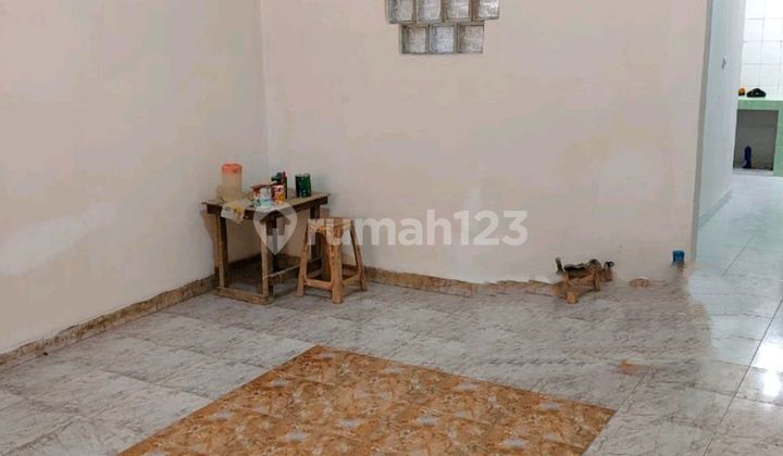 Rumah Sunter Luas 4,5X15 2Lt 3+1Kmr,Jl 2Mobil. 2