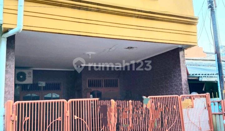 Rumah Sunter Luas 4,5X15 2Lt 3+1Kmr,Jl 2Mobil. Rumah Sunter Luas 4,5X15 2Lt 3+1Kmr,Jl 2Mobil.