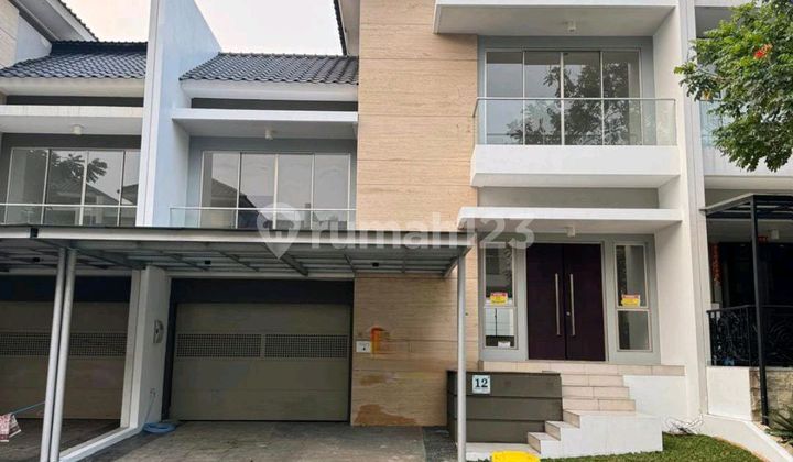 Rumah di Pantai Indah Kapuk 10X25 2Lt 4Kmr Tidur.