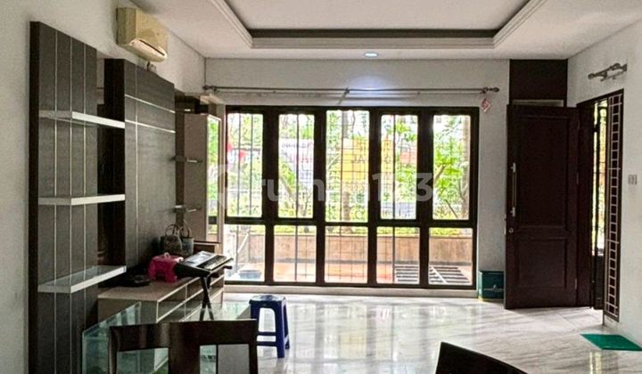 Townhouse Springhill 9x17 4 floors, 3+2 bedrooms, tidy, mortgage OK.