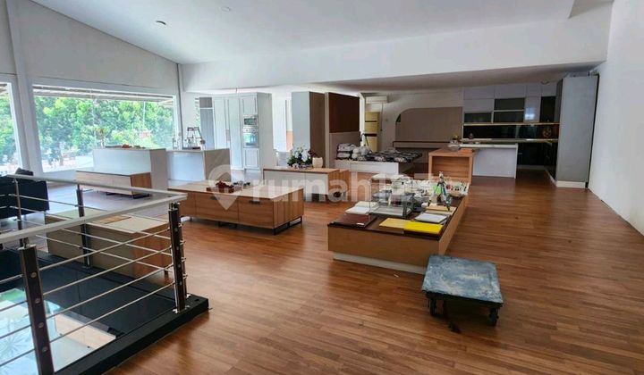 Sunter Warehouse 25X29 2 Floors ****** 3 Bathrooms. Sunter Warehouse 25X29 2 Floors ****** 3 Bathrooms.