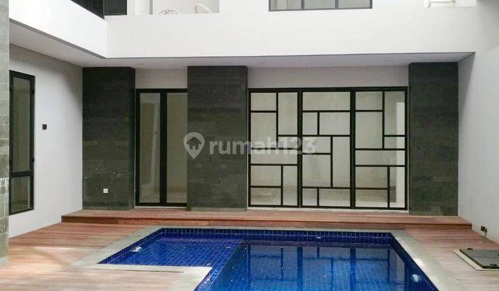 Rumah Mewah Emerald Cove Gading Serpong Summarecon 1