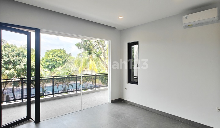 Rumah Alam Sutera Palmyra Brand New Lift Semi Furnish Cantik Bangunan Mandiri