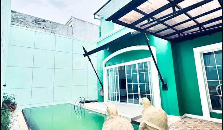 BSD De Maja House with Swimming Pool Rare Semi-Furnished!