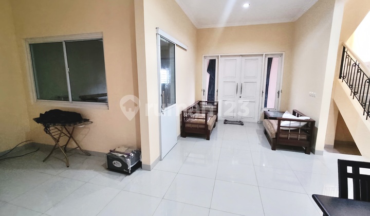 Rumah Gading Serpong Crystal Summarecon Semi Furnish Murah 2