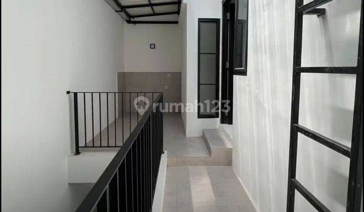 Rumah Bsd Puspita Loka Baru Cantik Tangerang Selatan 2