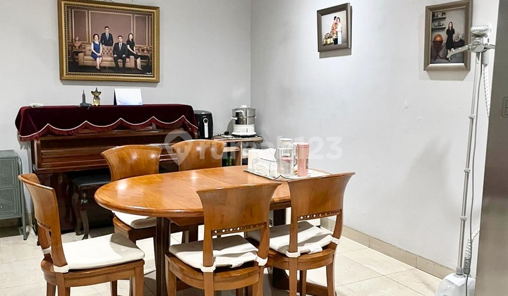 Puri Indah House West Jakarta Neat Flood-Free Kembangan 2