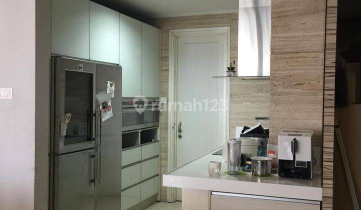 Apartemen Somerset Berlian 3 Br + 1 Study High Ceiling 2