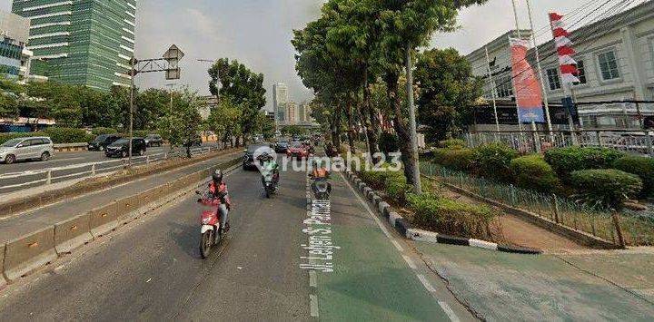 Gedung Perkantoran Dua Lantai, Slipi, Jakarta Barat 2