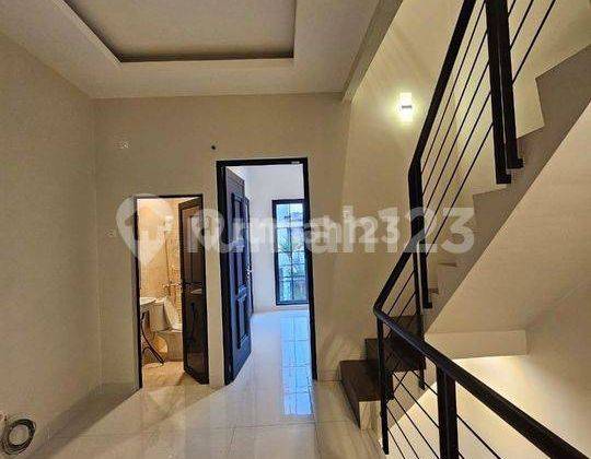 Rumah Minimalis Modern Cantik, Taman Ratu, Jakarta Barat 2