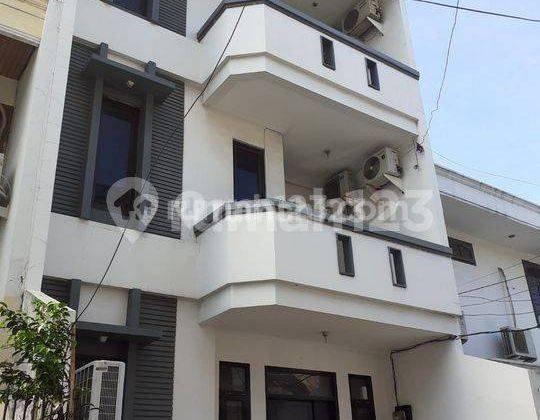 Rumah Kost 14 Kamar Tidur, Tanjung Duren, Jakarta Barat 1