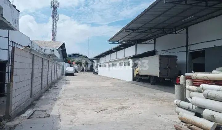 Ex Pabrik Siap Pakai, Kapuk Kamal Muara, Jakarta Utara 2