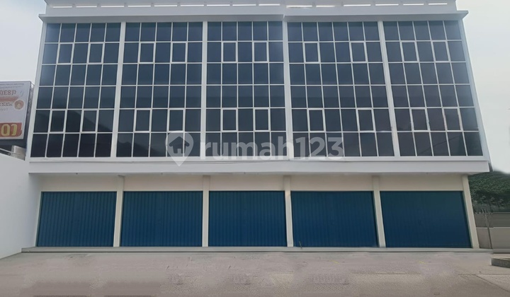 New 3.5-Story Shop House, Suitable for All Types of Businesses, Green Ville, West Jakarta 1