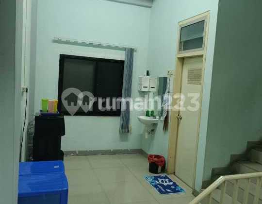 Super Cheap Shophouse Below Market Price, Pinangsia West Jakarta 2