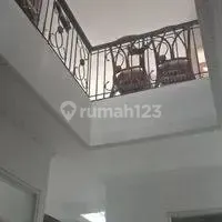 Second-Hand House in Well-Maintained Condition, Joglo Style, West Jakarta 2