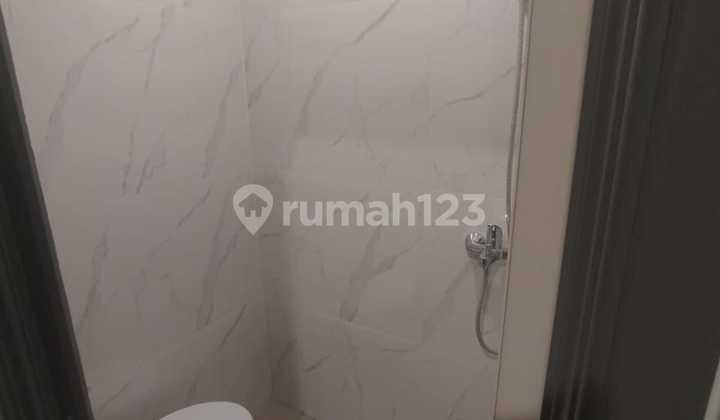 Roi's New Boarding House Very High 12%, Tanjung Duren, West Jakarta 2