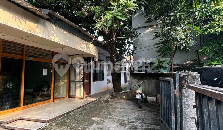 Old House with Super Cheap Land Calculation, Tanjung Duren, West Jakarta