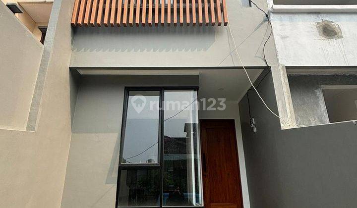 Rumah Baru Cantik, Jalan 2 Mobil, Green Ville, Jakarta Barat 1