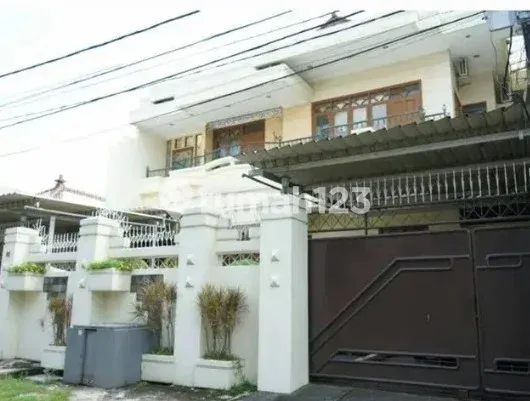 Rumah Second Lokasi Kawasan Elite Dan Eksklusif, Kebayoran Baru, Jakarta Selatan
