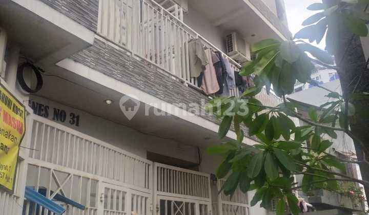 Rumah Kost 15 Kamar, ROI 9,1 Persen, Tanjung Duren, Jakarta Barat Rumah Kost 15 Kamar, ROI 9,1 Persen, Tanjung Duren, Jakarta Barat