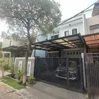 Rumah Dengan Arsitektur Dalam Yang Bagus, Taman Villa Meruya, Jakarta Barat 1