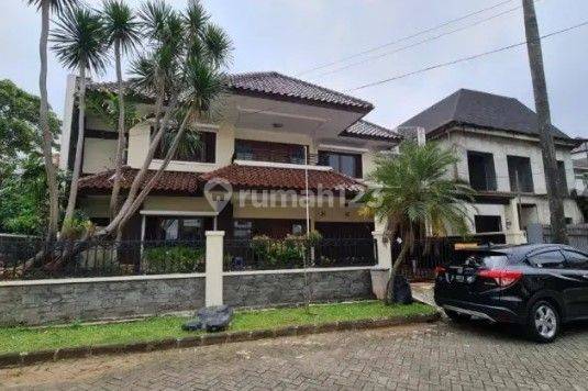 Rumah Second Kondisi Terawat, Kebayoran Lama, Jakarta Selatan 1