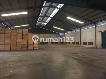 Warehouse in Good Condition, Jatake Tangerang