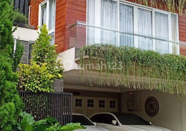 Rumah Cantik Di Giri Loka Bsd 1