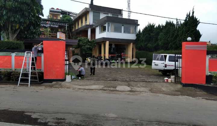 Hotel 2 Lantai di Cikole Lembang Dekat Wisata,