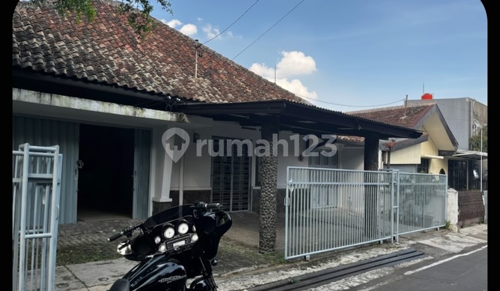 Rumah Luas Di Sayap Supratman Bandung 2