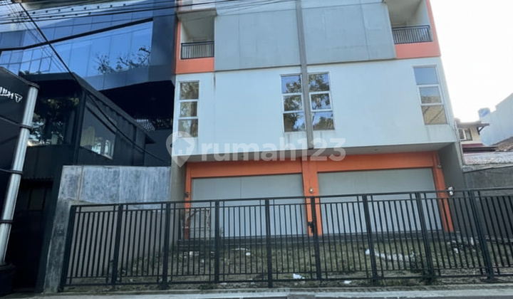 3-Storey Shop House on Main Road Buah Batu Bandung 1