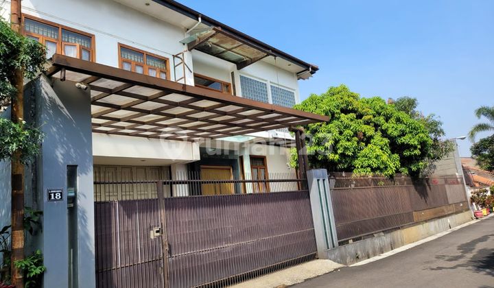 Rumah Siap Huni Dekat Pintu Tol Pasteur Bandung