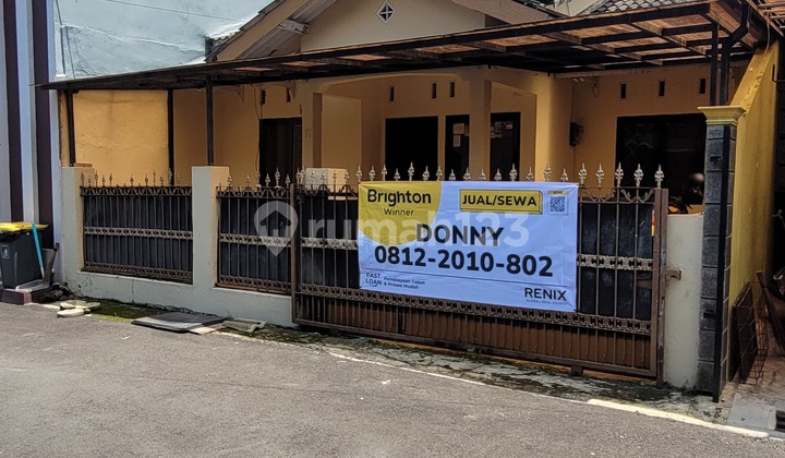 House in Sukamulya Housing Estate, Tasikmalaya House in Sukamulya Housing Estate, Tasikmalaya