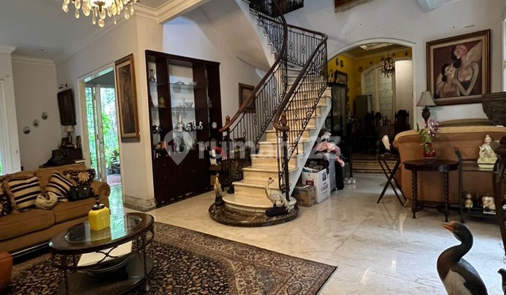 Rumah 2 Lantai Design Classic Kebayoran Baru Asri Rumah 2 Lantai Design Classic Kebayoran Baru Asri