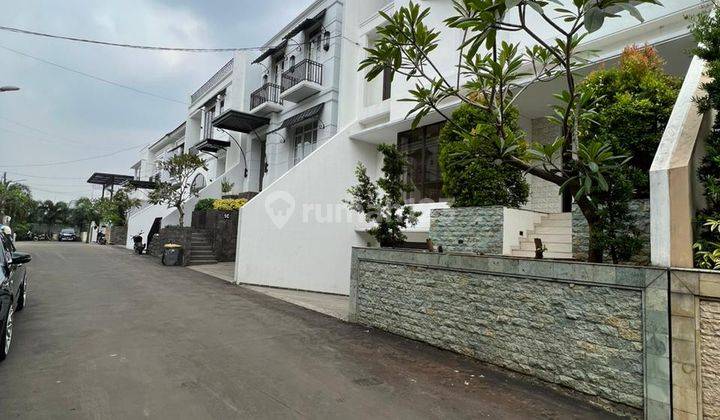 Rumah siap huni keren di Cipete 2 Lantai  2