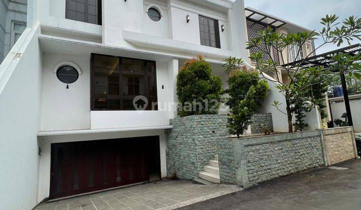 Rumah siap huni keren di Cipete 2 Lantai  1