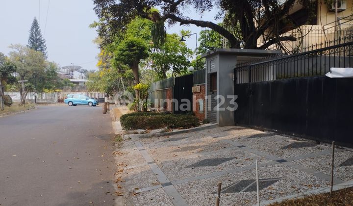 Dijual Rumah di Taman Bukit Hijau, Pondok Indah, Jakarta Selatan Dijual Rumah di Taman Bukit Hijau, Pondok Indah, Jakarta Selatan