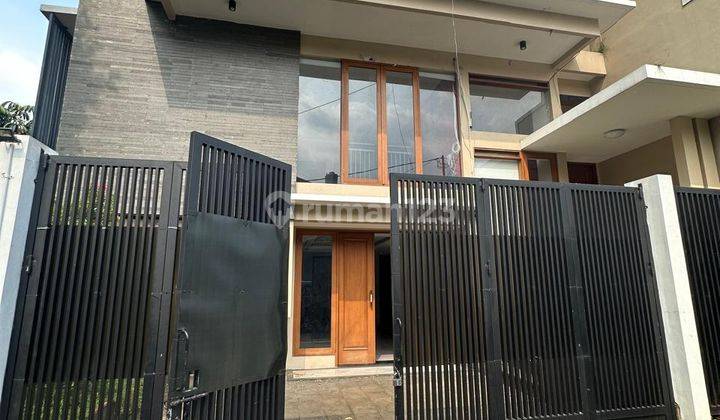 For Sale Luxurious 3 Floor Brand New House di Ciputat Raya Dekat Ke Mrt Lebak Bulus 1