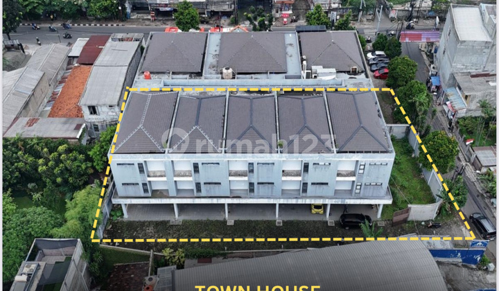 For Sale Rumah Lokasi Strategis Dalam Town House Di Jl. Veteran Raya, Rempoa, Jakarta Selatan For Sale Rumah Lokasi Strategis Dalam Town House Di Jl. Veteran Raya, Rempoa, Jakarta Selatan