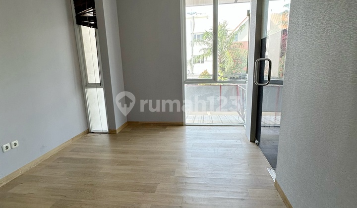 For Rent: 2nd Floor Business Space and Rooftop on Jl Abdul Majid Raya, Cipete, South Jakarta