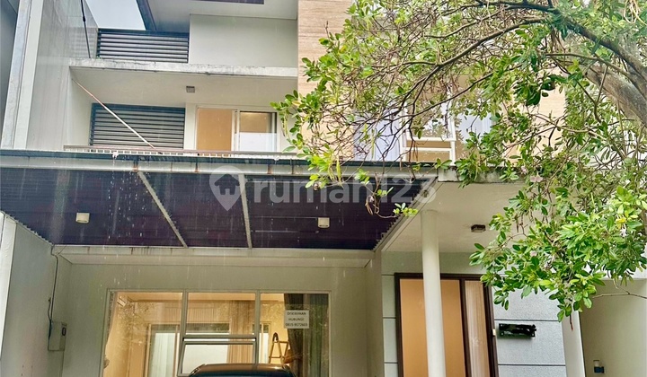Disewakan Rumah Furnished Siap Huni Di Serenia Hills Lebak Bulus Jakarta Selatan