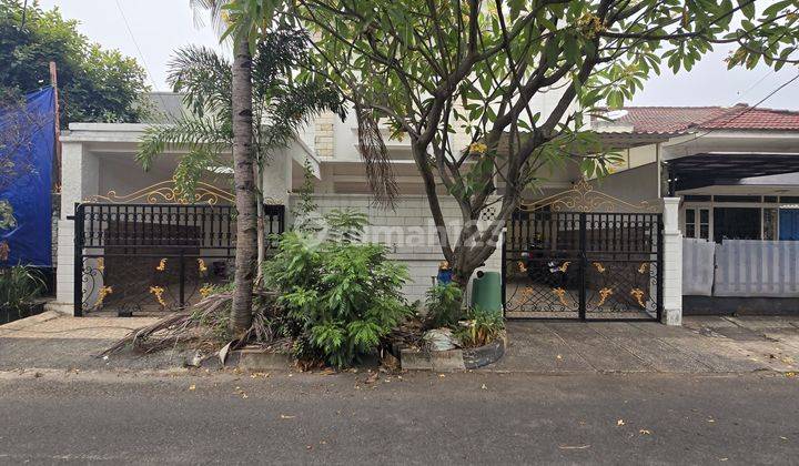 Rumah Sewa 2 Lantai Semi Furnished di Pondok Indah, Jakarta Selatan 2