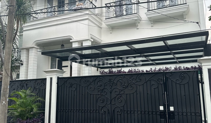 Dijual Rumah Cantik Fully Furnished Di Bintaro Sektor 9
