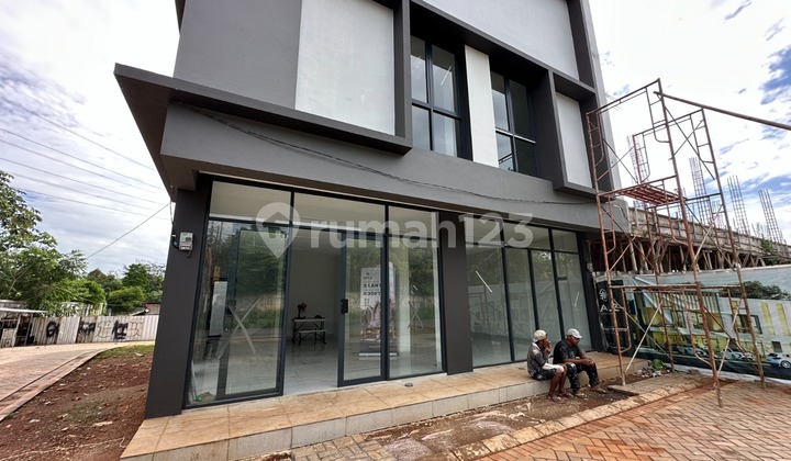 Modern Shophouse in Soho Boutique Salz Modern Gunung Sindur.. Ready for Business. Good. Strategic Location. With Rooftop. 2