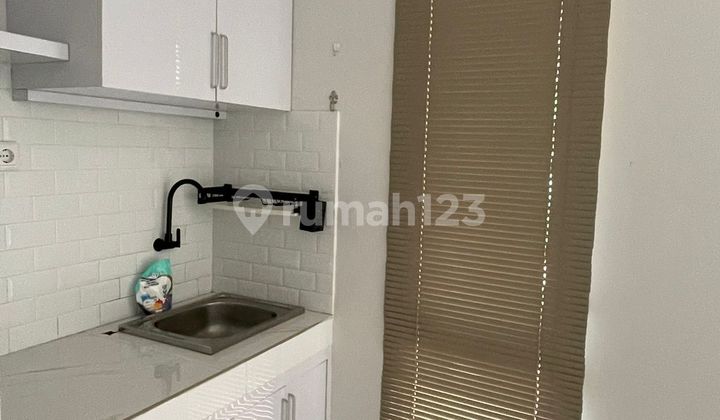 Rumah Semi Furnished di Malibu Village, Masih Tersewa Sampai Me 2026,Lokasi Strategis,Nyaman,Pusat Kuliner, Al 2
