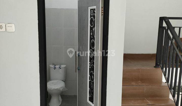 Ruko baru dan  bagus lokasi strategis harga dibawah 2 M, toms 4